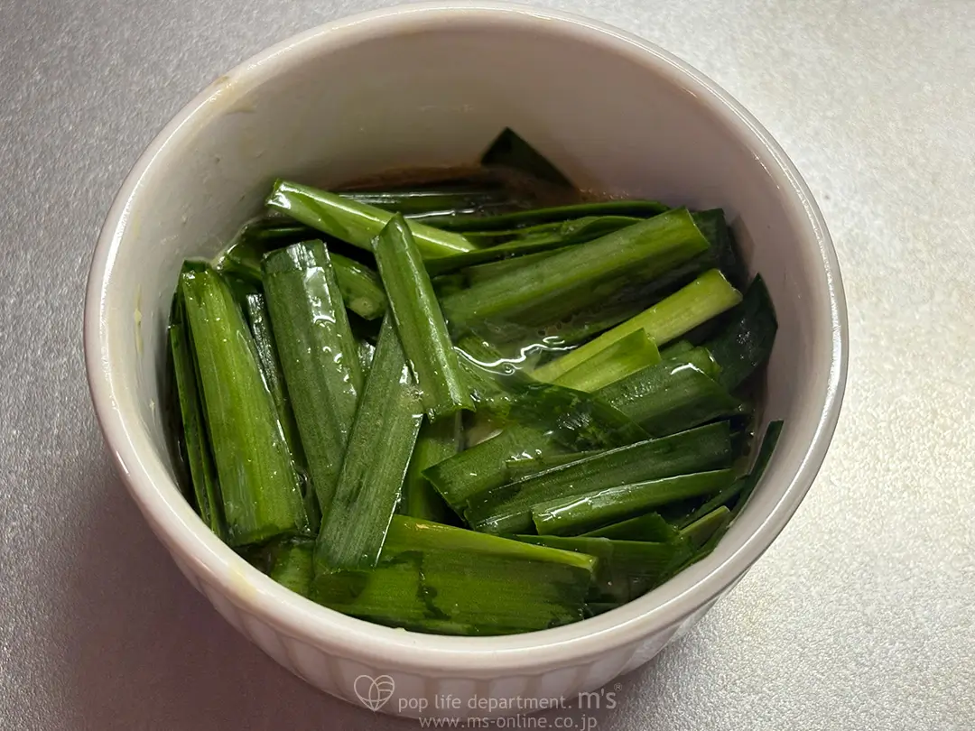 はさみで切るだけ！ニラ卵レンチン