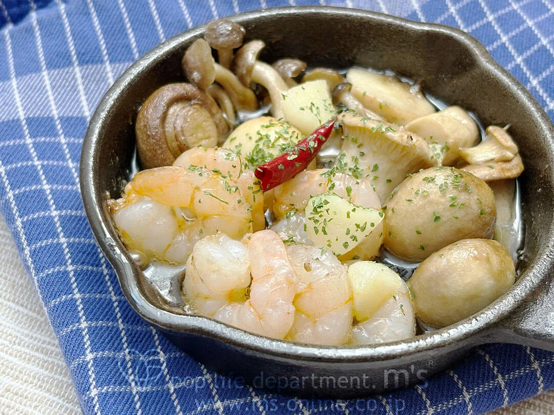 きのこと海老のアヒージョ